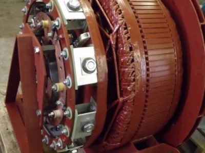 Egyenáramú motorok generátorok és turbógenerátor gerjesztők javítása 12