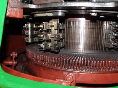 Egyenáramú motorok generátorok és turbógenerátor gerjesztők javítása 9